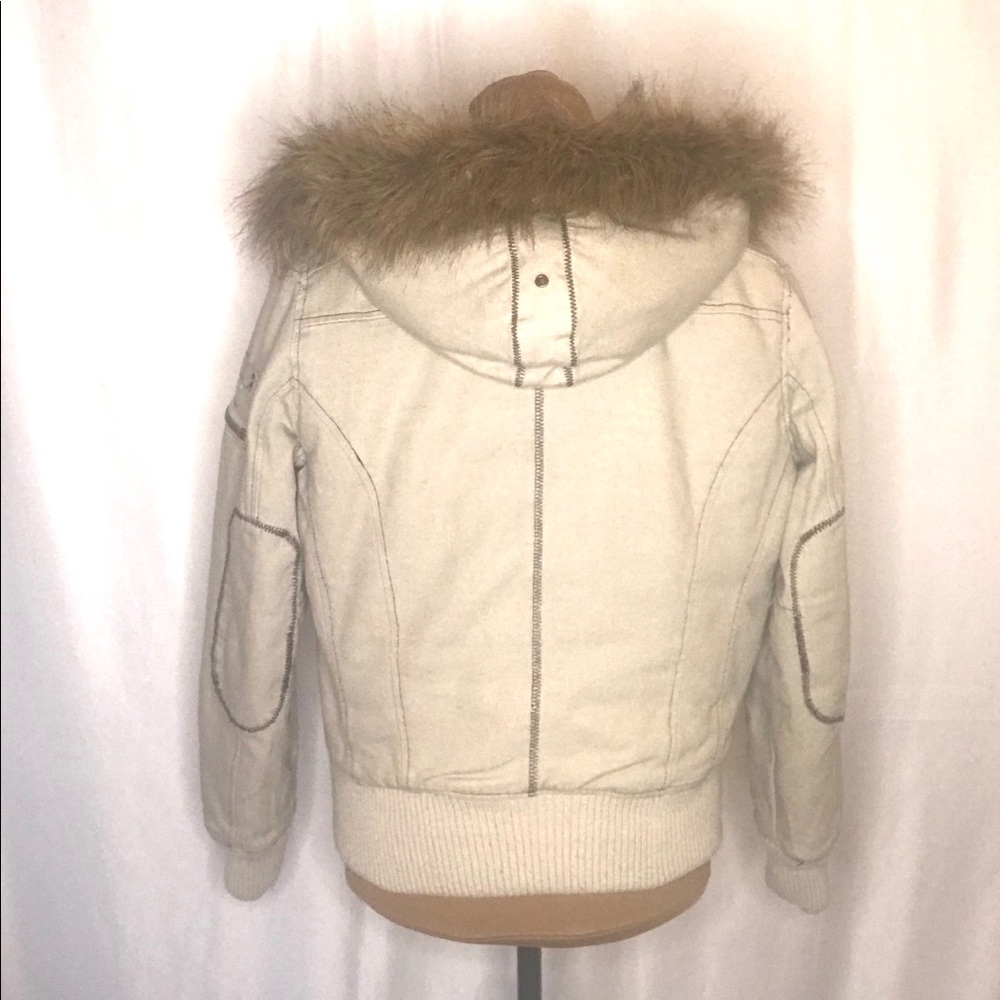 Burton Snowboard Jacket - Picture 2 of 8